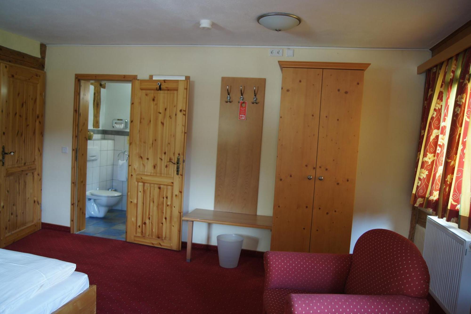 Gasthof Schönau Heilsbronn Zimmer foto